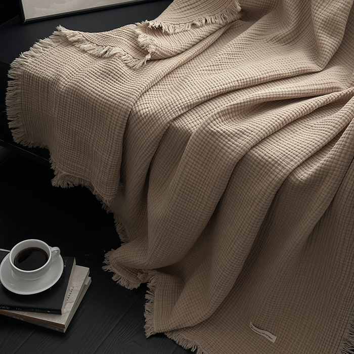 91家纺网 家纺一手货源 找家纺 山舍家居 2025年全棉四层纱布流苏盖毯夏被沙发巾 咖喱