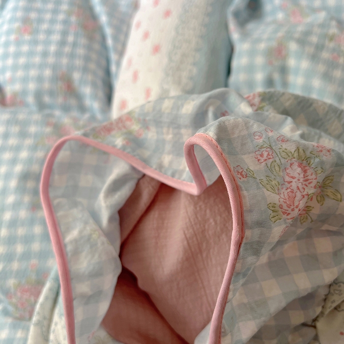 91家纺网 家纺一手货源 找家纺 春光里 2025新款亲肤舒适木棉皱皱纱花边四件套 梦境织格