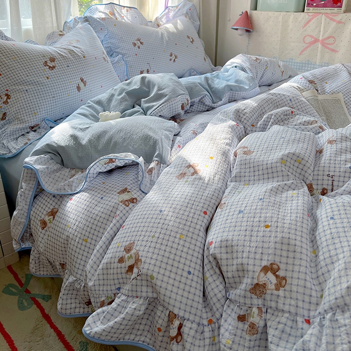 91家纺网 家纺一手货源 找家纺 春光里 2025新款亲肤舒适木棉皱皱纱花边四件套 小熊m豆