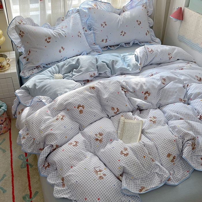 91家纺网 家纺一手货源 找家纺 春光里 2025新款亲肤舒适木棉皱皱纱花边四件套 小熊m豆