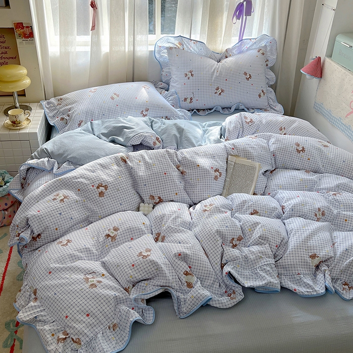 91家纺网 家纺一手货源 找家纺 春光里 2025新款亲肤舒适木棉皱皱纱花边四件套 小熊m豆