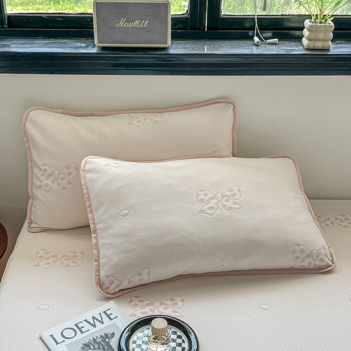 91家纺网 家纺一手货源 找家纺 花满路 2025新款提花凉豆豆床笠款床席三件套 蝴蝶结粉