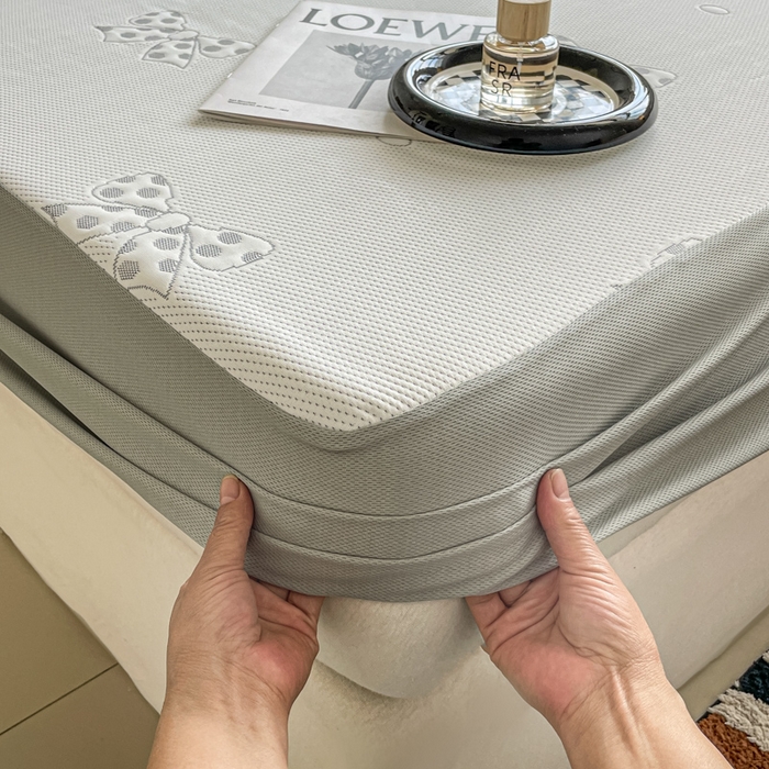 91家纺网 家纺一手货源 找家纺 花满路 2025新款提花凉豆豆床笠款床席三件套 蝴蝶结灰