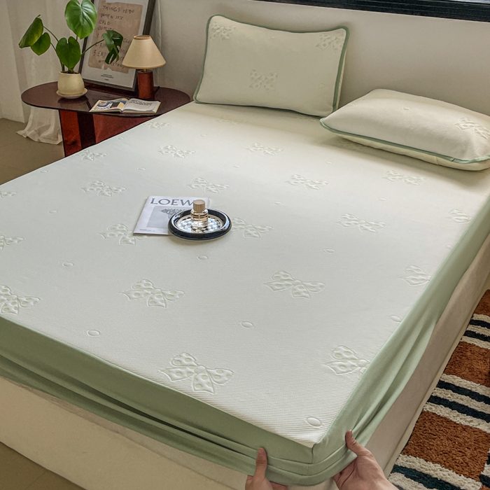 91家纺网 家纺一手货源 找家纺 花满路 2025新款提花凉豆豆床笠款床席三件套 蝴蝶结绿