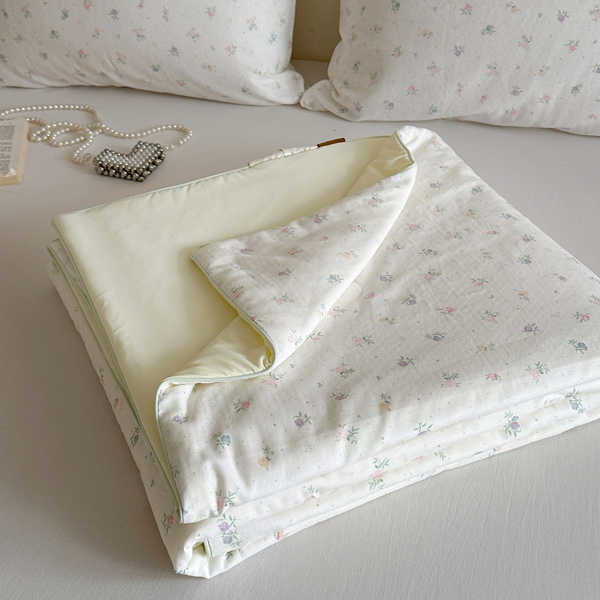 91家纺网 家纺一手货源 找家纺 麦伦家居 2025新品双层纱锦纶双面冰纱夏被系列 薄荷初夏