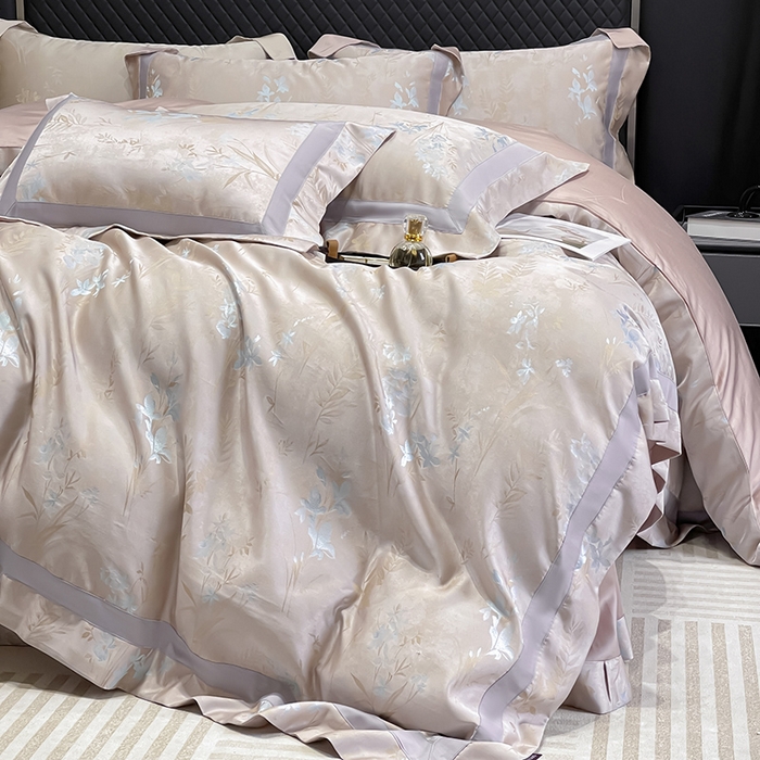 91家纺网 家纺一手货源 找家纺  2025夏季A类天丝棉贡缎提花四件套真丝全工艺丝滑裸睡长绒棉床单床笠轻奢风爆款床上用品 尤朵-芸粉