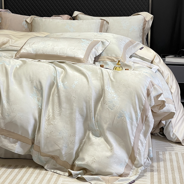 91家纺网 家纺一手货源 找家纺  2025夏季A类天丝棉贡缎提花四件套真丝全工艺丝滑裸睡长绒棉床单床笠轻奢风爆款床上用品 尤朵-湘金