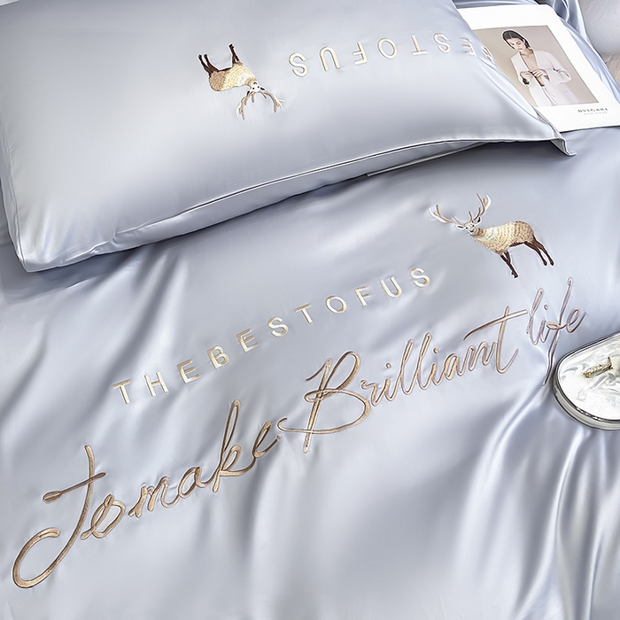 91家纺网 家纺一手货源 找家纺  2025新款夏季爆款A类兰精天丝四件套真丝重工刺绣丝滑裸睡床单床笠轻奢风纯色简约床上用品 妮鹿-朦胧灰