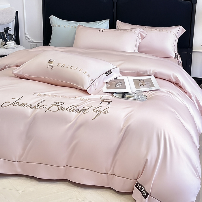 91家纺网 家纺一手货源 找家纺  2025新款夏季爆款A类兰精天丝四件套真丝重工刺绣丝滑裸睡床单床笠轻奢风纯色简约床上用品 妮鹿-樱花粉