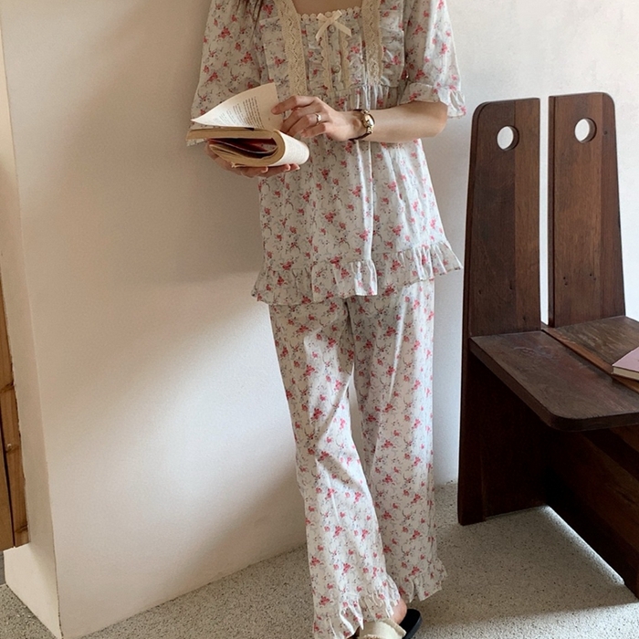 91家纺网 家纺一手货源 找家纺 （总）妍景家居生活馆 2025新款韩系蕾丝边碎花方领套装款