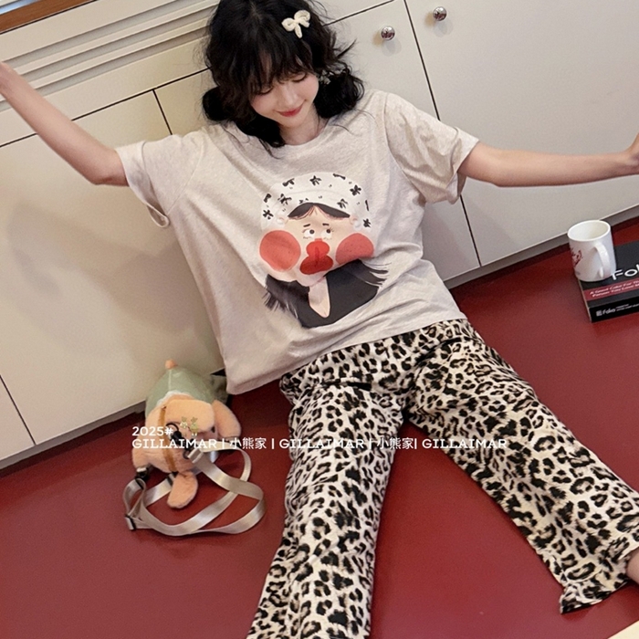 91家纺网 家纺一手货源 找家纺 （总）妍景家居生活馆 2025新款小熊家-豹纹嘟嘴妹家居服