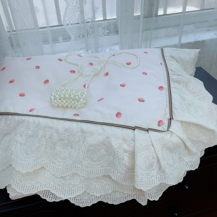 91家纺网 家纺一手货源 找家纺 暖居2025新款欧式浪漫多功能夏被 草莓点点