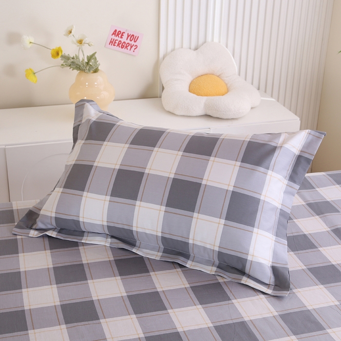 91家纺网 家纺一手货源 找家纺 凯森家纺 133x72学生全棉三件套床单款上下铺宿舍六件套纯棉被套 时光慢慢-灰