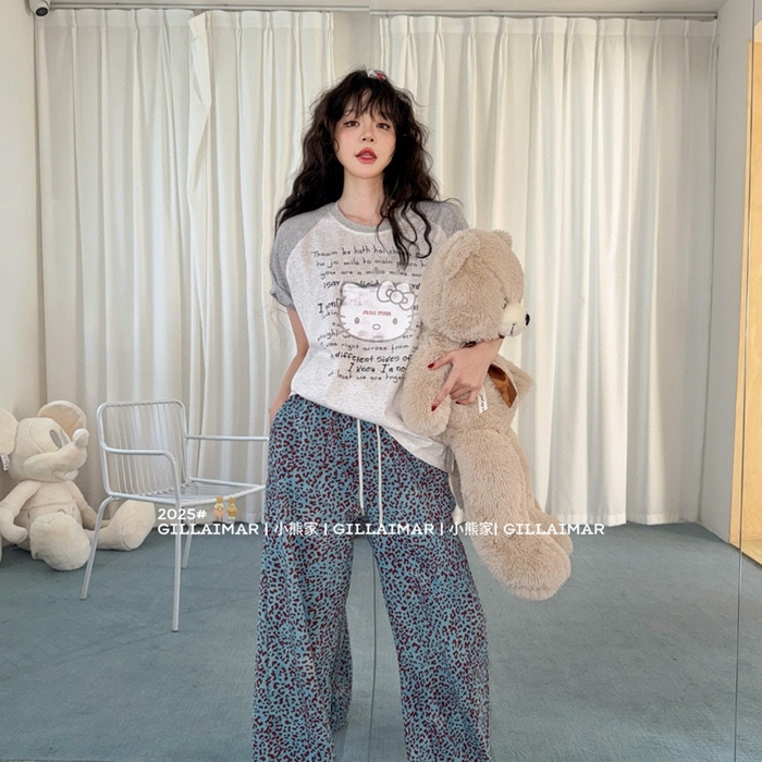 91家纺网 家纺一手货源 找家纺 妍景家居生活馆 2025新款小熊家-豹纹KT家居服 豹纹KT-蓝色