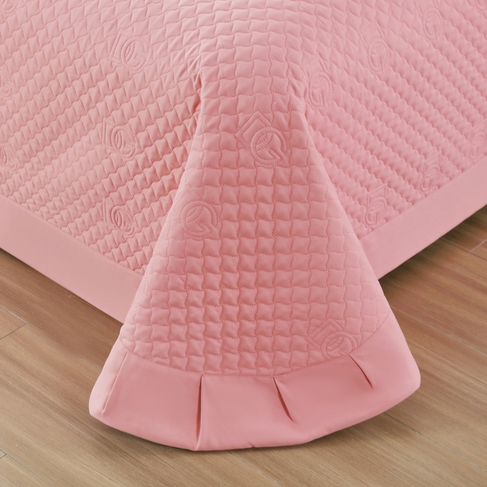 91家纺网 家纺一手货源 找家纺 OL家纺2025新款轻奢风氧乐棉床盖夹棉防滑四件套 华尔兹-粉玉