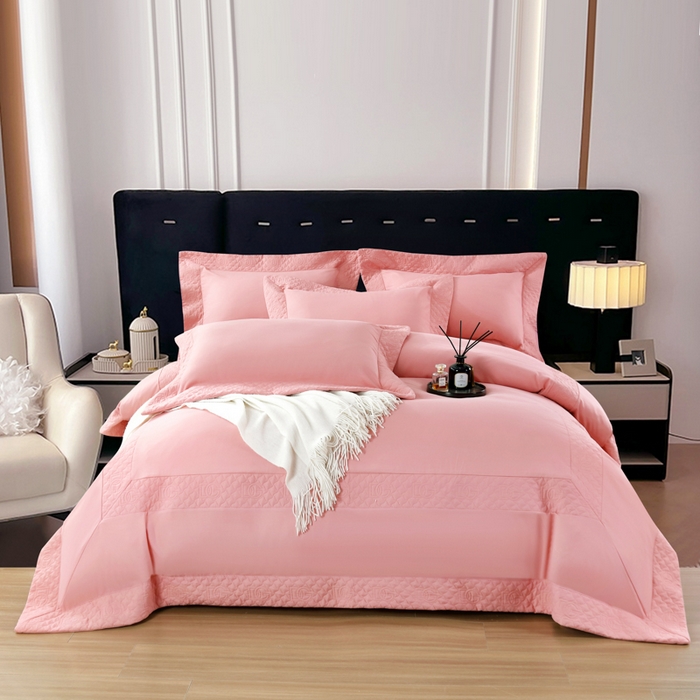 91家纺网 家纺一手货源 找家纺 OL家纺2025新款轻奢风氧乐棉床盖夹棉防滑四件套 华尔兹-粉玉