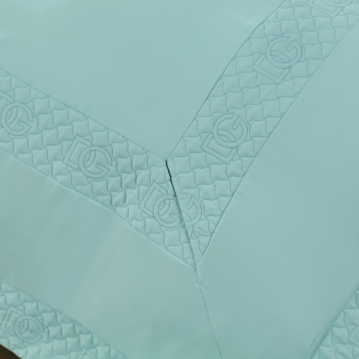 91家纺网 家纺一手货源 找家纺 OL家纺2025新款轻奢风氧乐棉床盖夹棉防滑四件套 华尔兹--湖兰