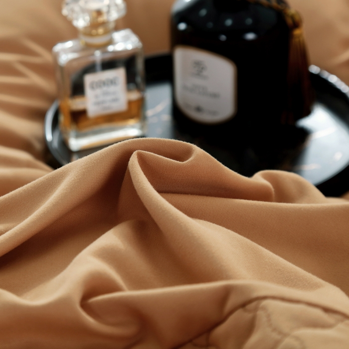 91家纺网 家纺一手货源 找家纺 OL家纺2025新款轻奢风氧乐棉床盖夹棉防滑四件套 华尔兹-咖啡