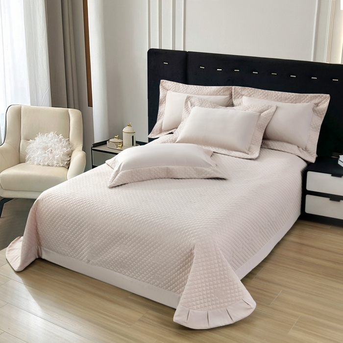 91家纺网 家纺一手货源 找家纺 OL家纺2025新款轻奢风氧乐棉床盖夹棉防滑四件套 华尔兹-卡其