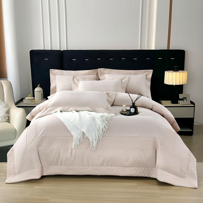 91家纺网 家纺一手货源 找家纺 OL家纺2025新款轻奢风氧乐棉床盖夹棉防滑四件套 华尔兹-卡其