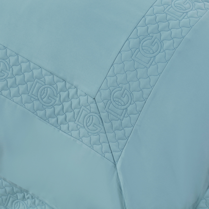 91家纺网 家纺一手货源 找家纺 OL家纺2025新款轻奢风氧乐棉床盖夹棉防滑四件套 华尔兹-蓝色