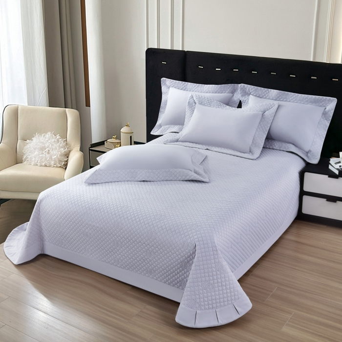 91家纺网 家纺一手货源 找家纺 OL家纺2025新款轻奢风氧乐棉床盖夹棉防滑四件套 华尔兹-浅灰