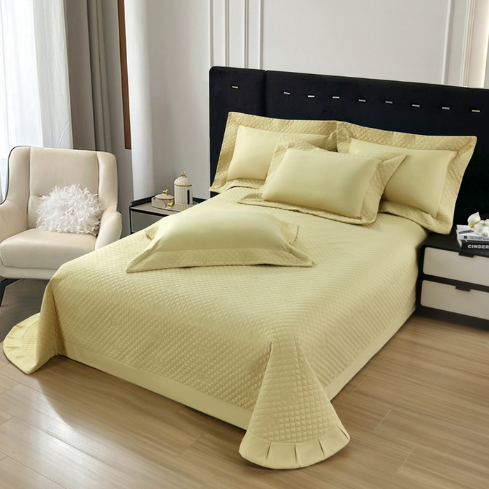 91家纺网 家纺一手货源 找家纺 OL家纺2025新款轻奢风氧乐棉床盖夹棉防滑四件套 华尔兹-浅绿