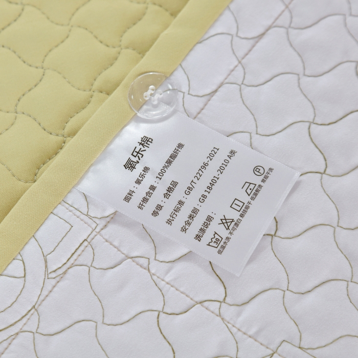 91家纺网 家纺一手货源 找家纺 OL家纺2025新款轻奢风氧乐棉床盖夹棉防滑四件套 华尔兹-浅绿