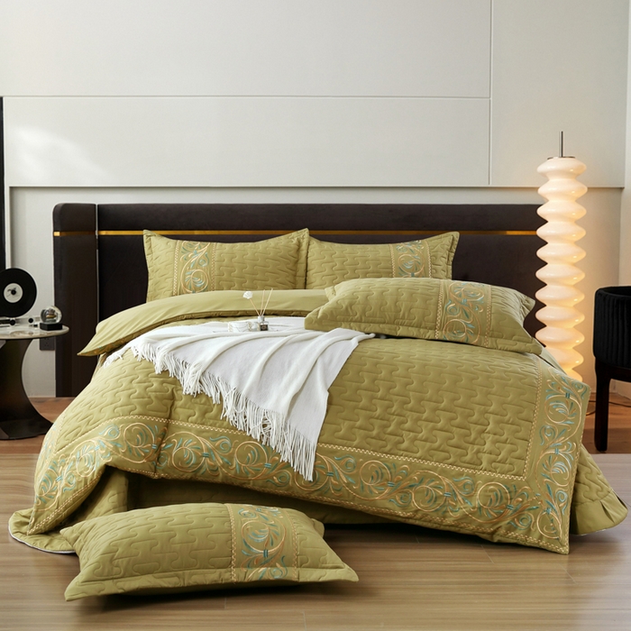 91家纺网 家纺一手货源 找家纺 （总）OL家纺 2025春夏新款轻奢风针织云棉床盖夹绵防滑床盖款四件套