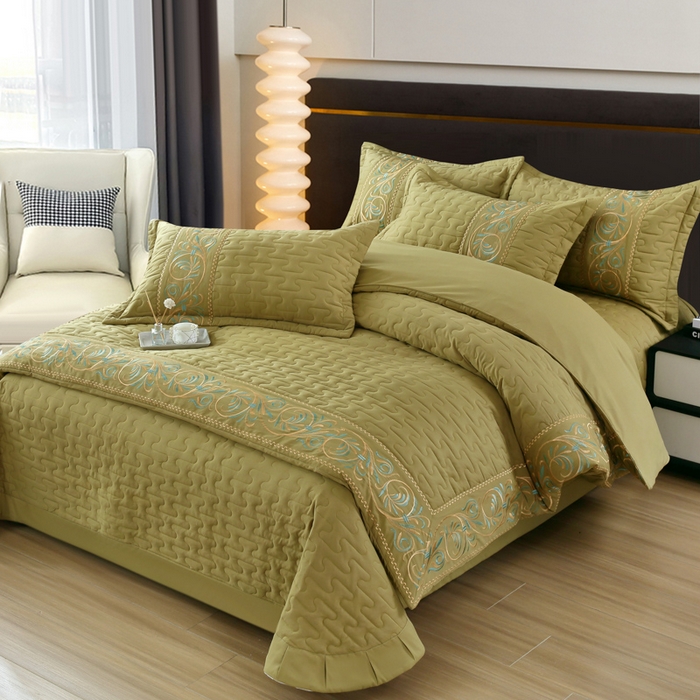 91家纺网 家纺一手货源 找家纺 OL家纺 2025春夏新款轻奢风针织云棉床盖夹绵防滑床盖款四件套 草绿