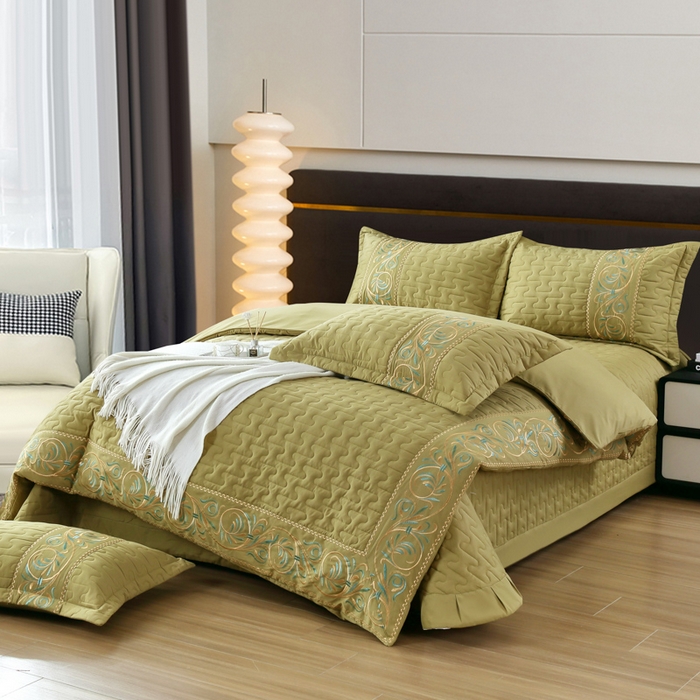 91家纺网 家纺一手货源 找家纺 OL家纺 2025春夏新款轻奢风针织云棉床盖夹绵防滑床盖款四件套 草绿