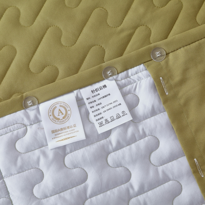 91家纺网 家纺一手货源 找家纺 OL家纺 2025春夏新款轻奢风针织云棉床盖夹绵防滑床盖款四件套 草绿