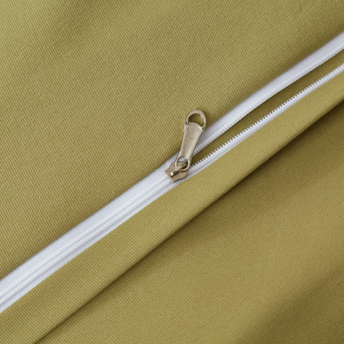 91家纺网 家纺一手货源 找家纺 OL家纺 2025春夏新款轻奢风针织云棉床盖夹绵防滑床盖款四件套 草绿