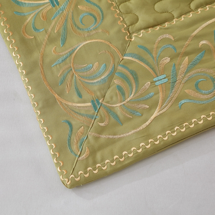 91家纺网 家纺一手货源 找家纺 OL家纺 2025春夏新款轻奢风针织云棉床盖夹绵防滑床盖款四件套 草绿