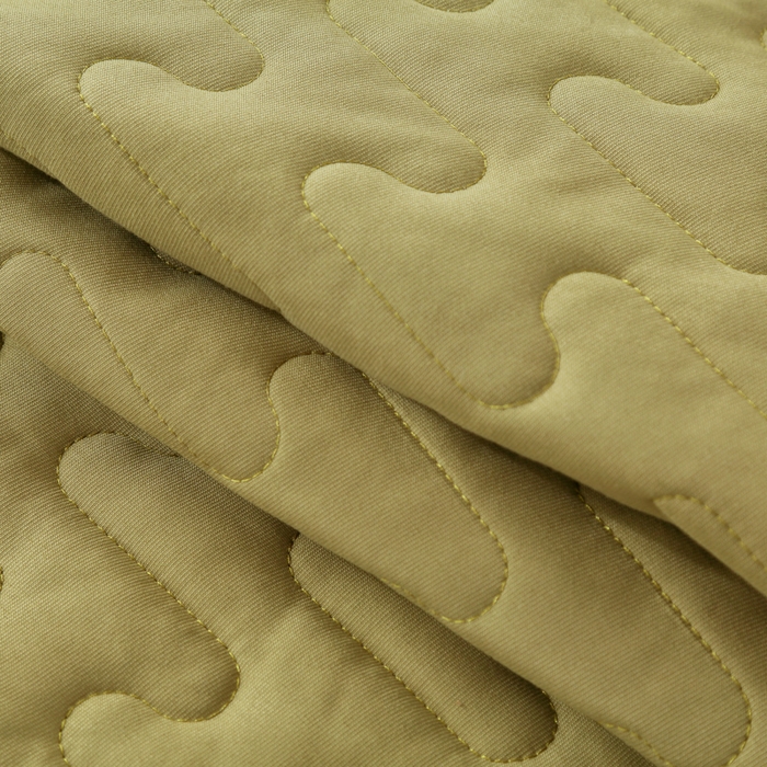 91家纺网 家纺一手货源 找家纺 OL家纺 2025春夏新款轻奢风针织云棉床盖夹绵防滑床盖款四件套 草绿