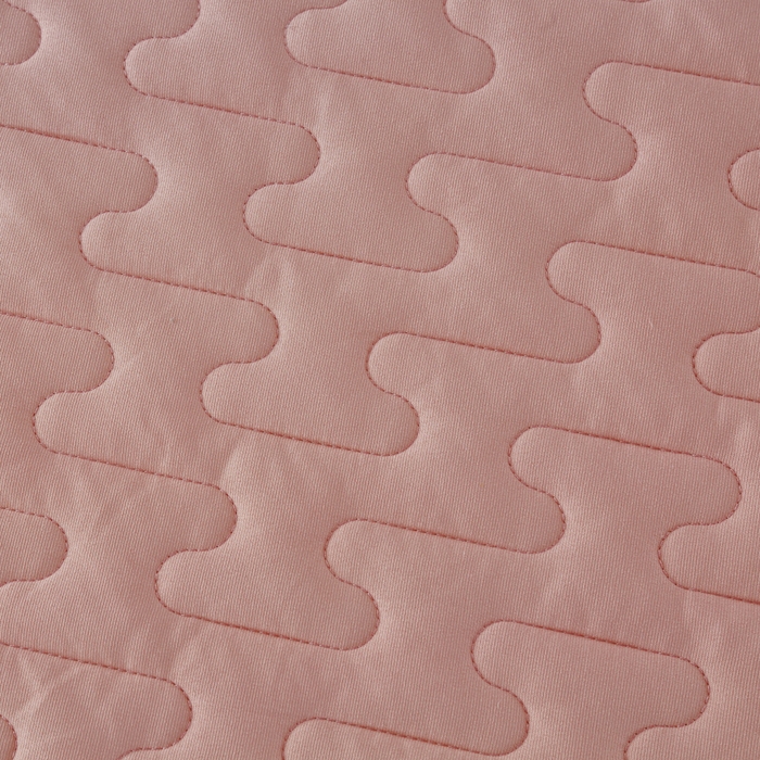 91家纺网 家纺一手货源 找家纺 OL家纺 2025春夏新款轻奢风针织云棉床盖夹绵防滑床盖款四件套 粉色