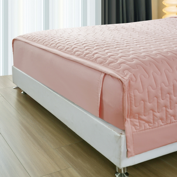 91家纺网 家纺一手货源 找家纺 OL家纺 2025春夏新款轻奢风针织云棉床盖夹绵防滑床盖款四件套 粉色