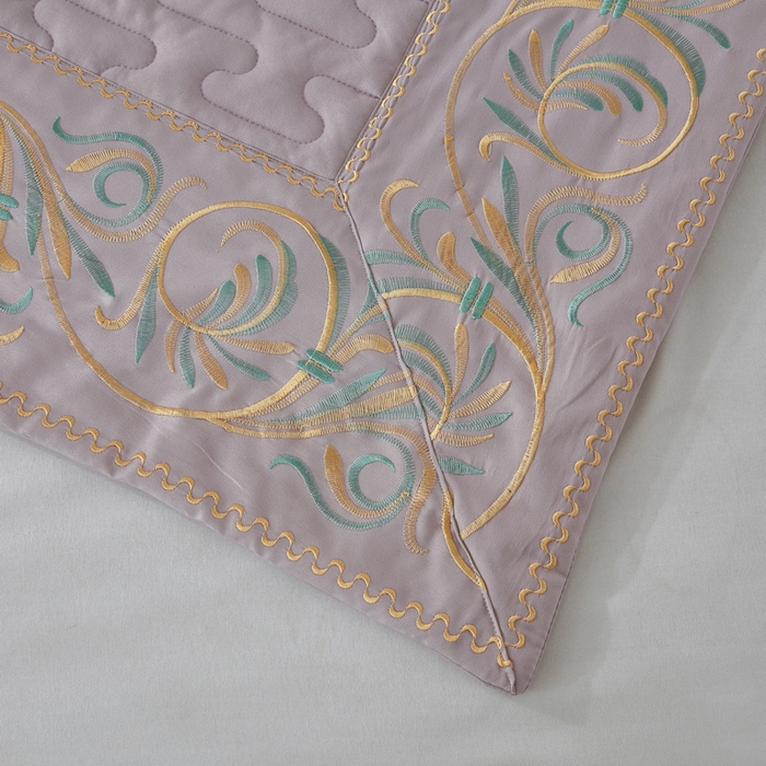 91家纺网 家纺一手货源 找家纺 OL家纺 2025春夏新款轻奢风针织云棉床盖夹绵防滑床盖款四件套 浅紫