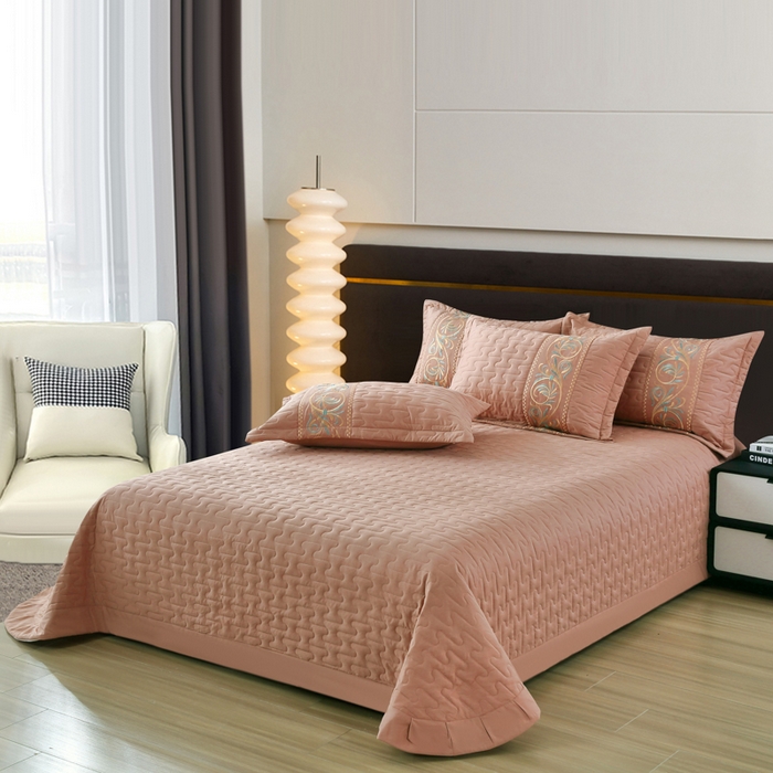 91家纺网 家纺一手货源 找家纺 OL家纺 2025春夏新款轻奢风针织云棉床盖夹绵防滑床该款四件套 豆沙