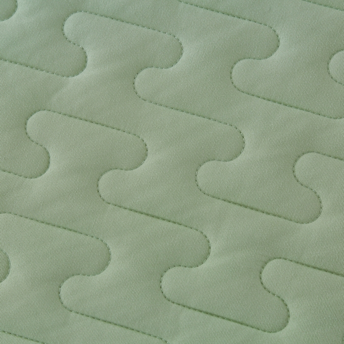 91家纺网 家纺一手货源 找家纺 OL家纺 2025春夏新款轻奢风针织云棉床盖夹绵防滑床盖款四件套 果绿