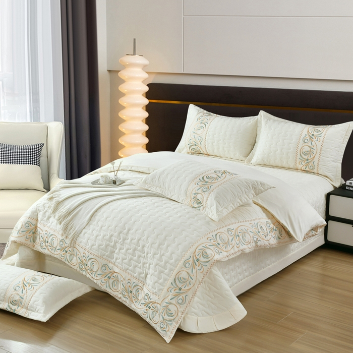 91家纺网 家纺一手货源 找家纺 OL家纺 2025春夏新款轻奢风针织云棉床盖夹绵防滑床该款四件套 米白