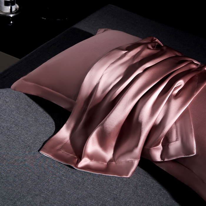 91家纺网 家纺一手货源 找家纺 凯森家纺 重磅纯真丝枕套一对100%桑蚕丝枕芯套美 容丝绸缎面枕头套夏季冰丝枕巾枕头套 樱花粉