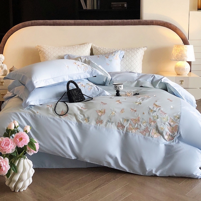 91家纺网 家纺一手货源 找家纺 卡姿家纺 2025新款清新风格刺绣四件套-- 彩蝶 彩蝶-蓝