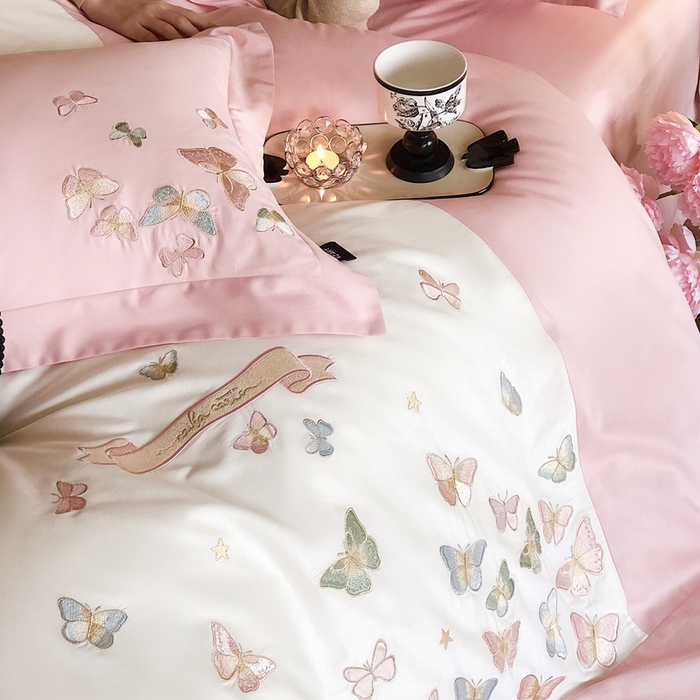 91家纺网 家纺一手货源 找家纺 卡姿家纺 2025新款清新风格刺绣四件套-- 彩蝶 彩蝶-粉