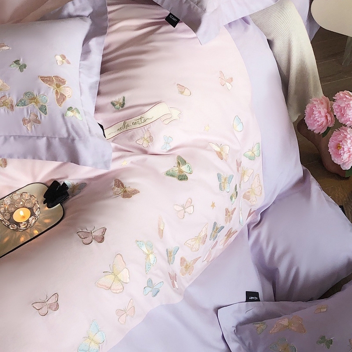 91家纺网 家纺一手货源 找家纺 卡姿家纺 2025新款清新风格刺绣四件套-- 彩蝶 彩蝶-紫