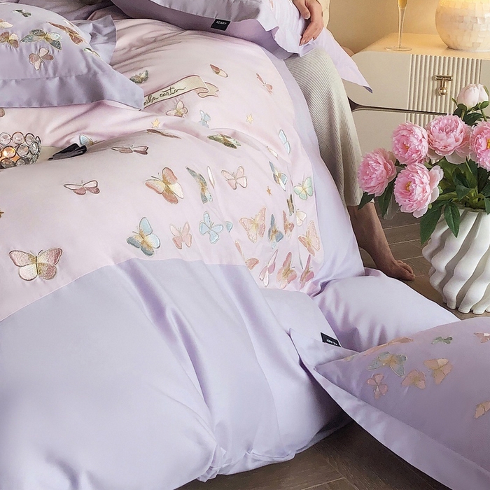 91家纺网 家纺一手货源 找家纺 卡姿家纺 2025新款清新风格刺绣四件套-- 彩蝶 彩蝶-紫