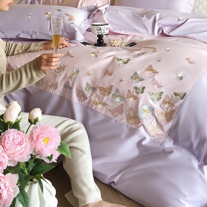 91家纺网 家纺一手货源 找家纺 卡姿家纺 2025新款清新风格刺绣四件套-- 彩蝶 彩蝶-紫