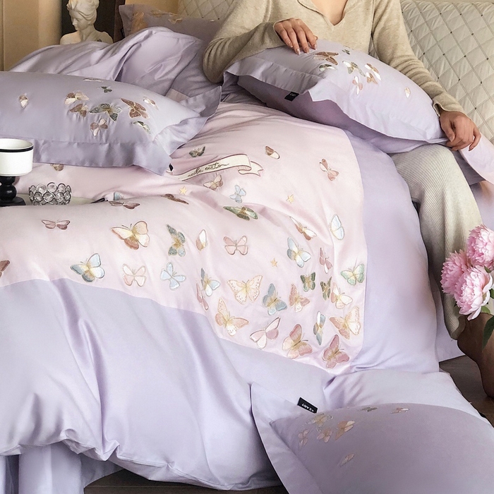 91家纺网 家纺一手货源 找家纺 卡姿家纺 2025新款清新风格刺绣四件套-- 彩蝶 彩蝶-紫