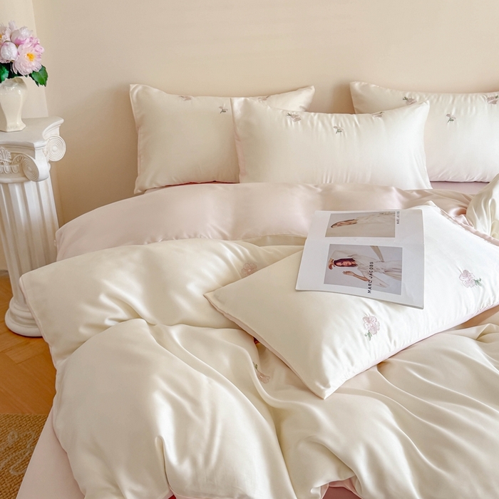 91家纺网 家纺一手货源 找家纺 （总）蜜柚 2025新品60S奥地利兰精天丝小元素刺绣三件套四件套