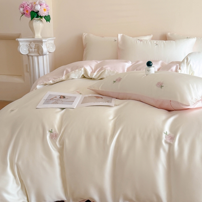 91家纺网 家纺一手货源 找家纺 （总）蜜柚 2025新品60S奥地利兰精天丝小元素刺绣三件套四件套